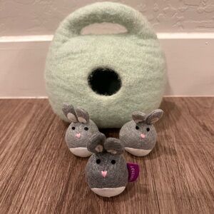Lovevery Bunnies In a Felt Burrow Green Babbler Play Kit Montessori Toy